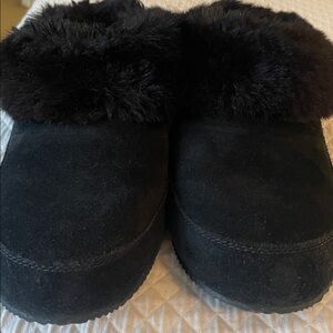 Sorel Black Faux Fur Slip-On Women’s Slippers